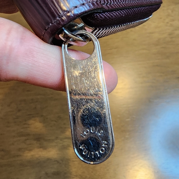 Louis Vuitton Epi Zippy Wallet - Picture 6 of 17